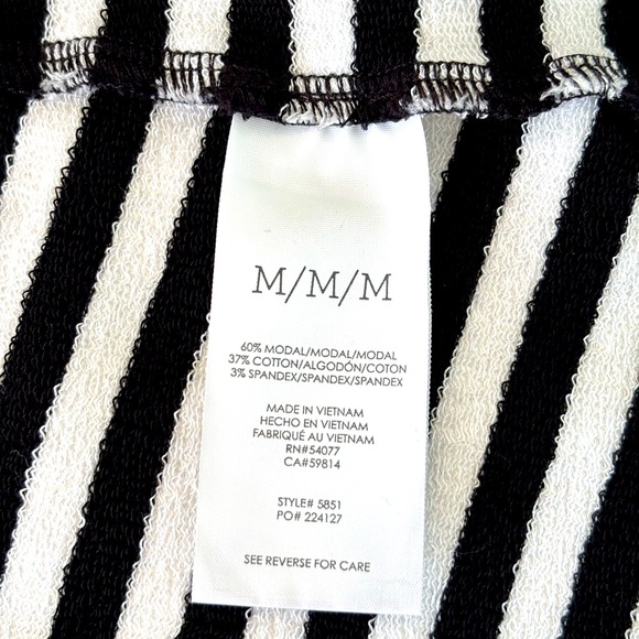 CAbi Jacket Dress French Terry Black & White Stripe 2-Way Zip Welt Pockets M - Picture 10 of 10